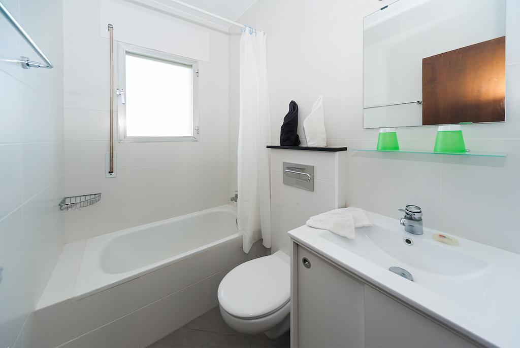 Apartamentos Casa Blanca Miami Playa Værelse billede
