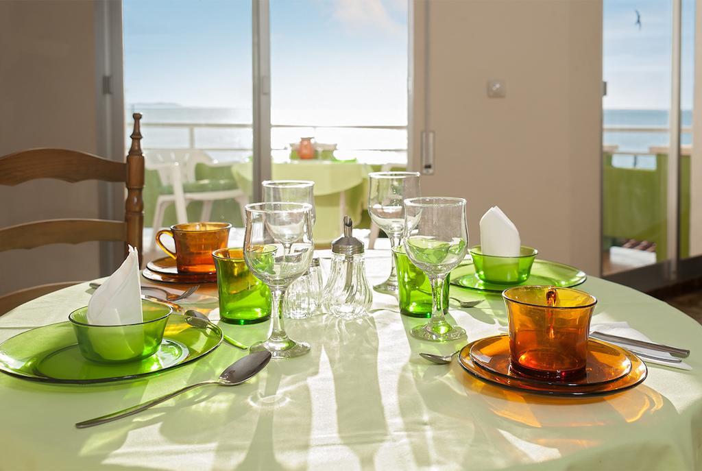 Apartamentos Casa Blanca Miami Playa Værelse billede
